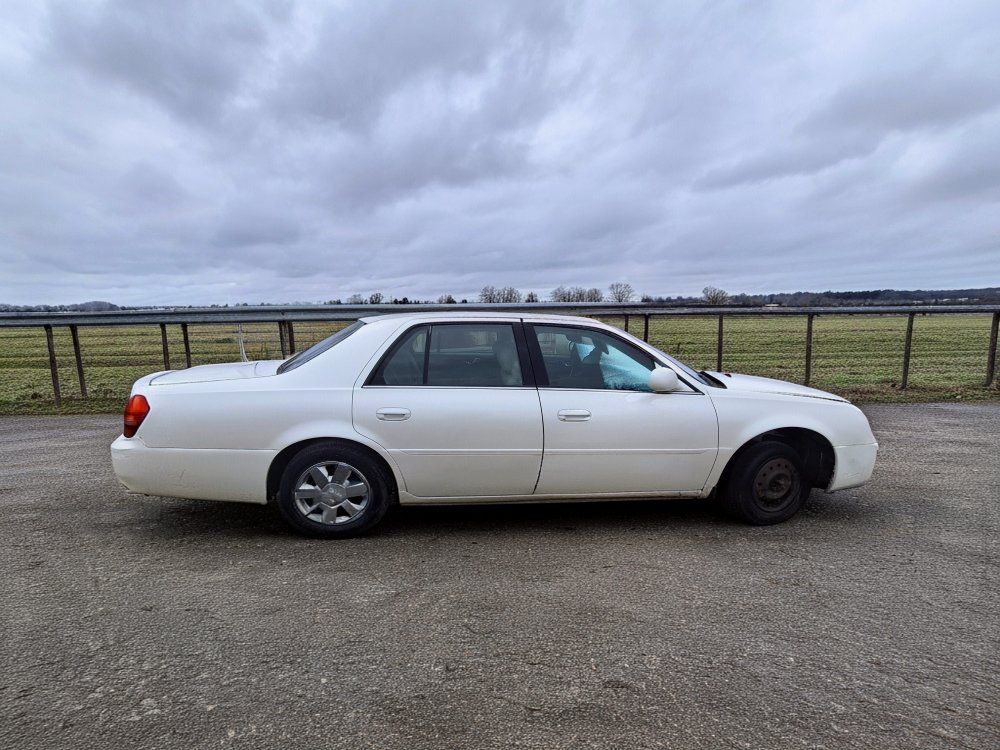 2003 Cadillac DeVille 
2003 cadil