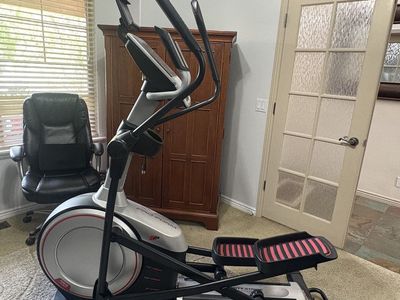 Pro-Form 720 Elliptical