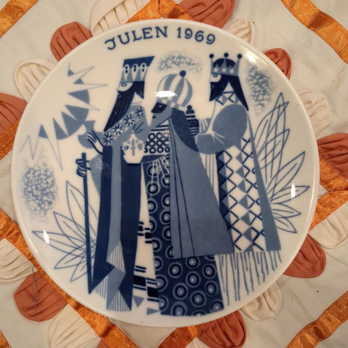 Norwegian Christmas plate