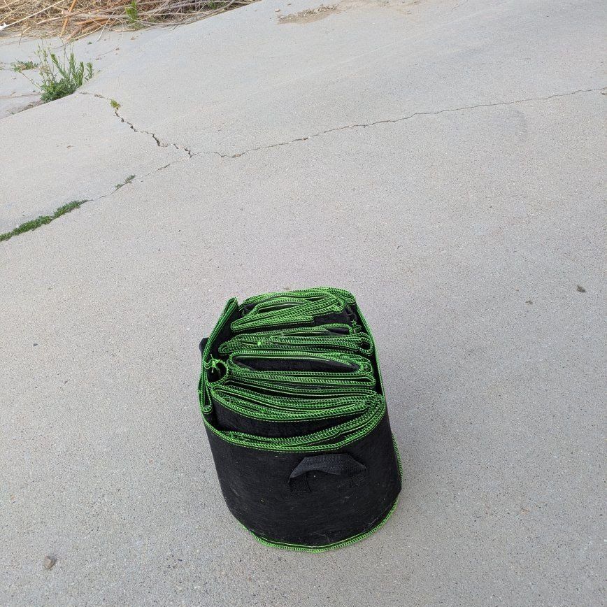 Black and Green Fabric Grow Bags - Set of 7, Aeration Pots for Plants, Durable Handles