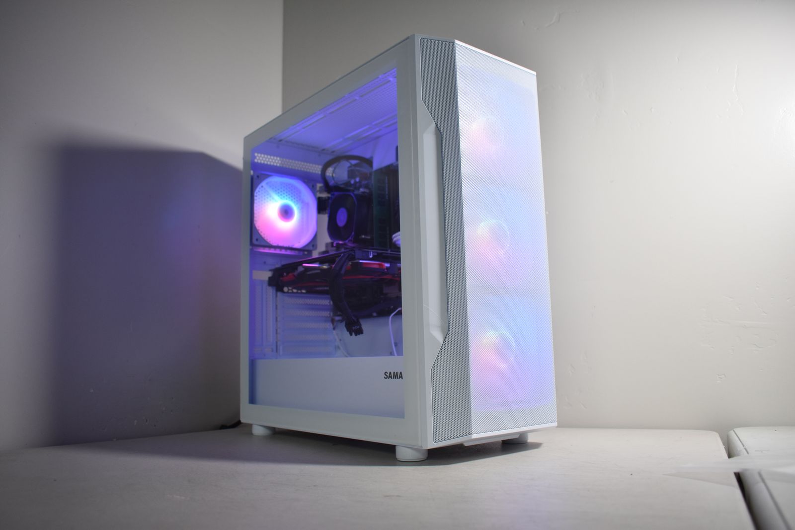 Ultra Gaming - i7-6700, RX 570 8gb, 16gb DDR4, NVME SSD