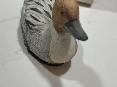 Vintage Hand-Painted Duck Decoy Figurines - Set of 2 Collectible Bird Sculptures