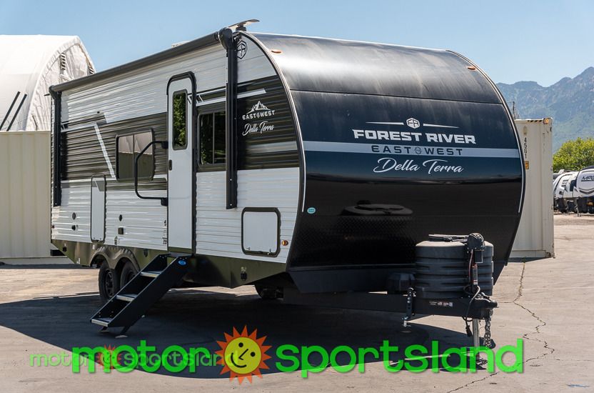 2026 Forest River East To West 221ML Booth Dinette