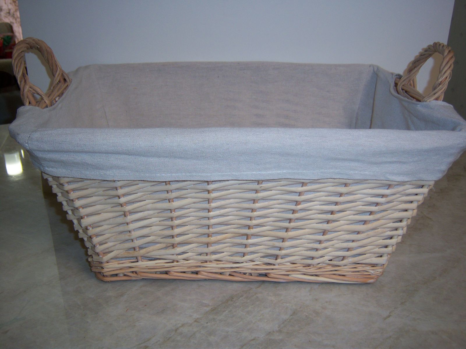 Main image 6