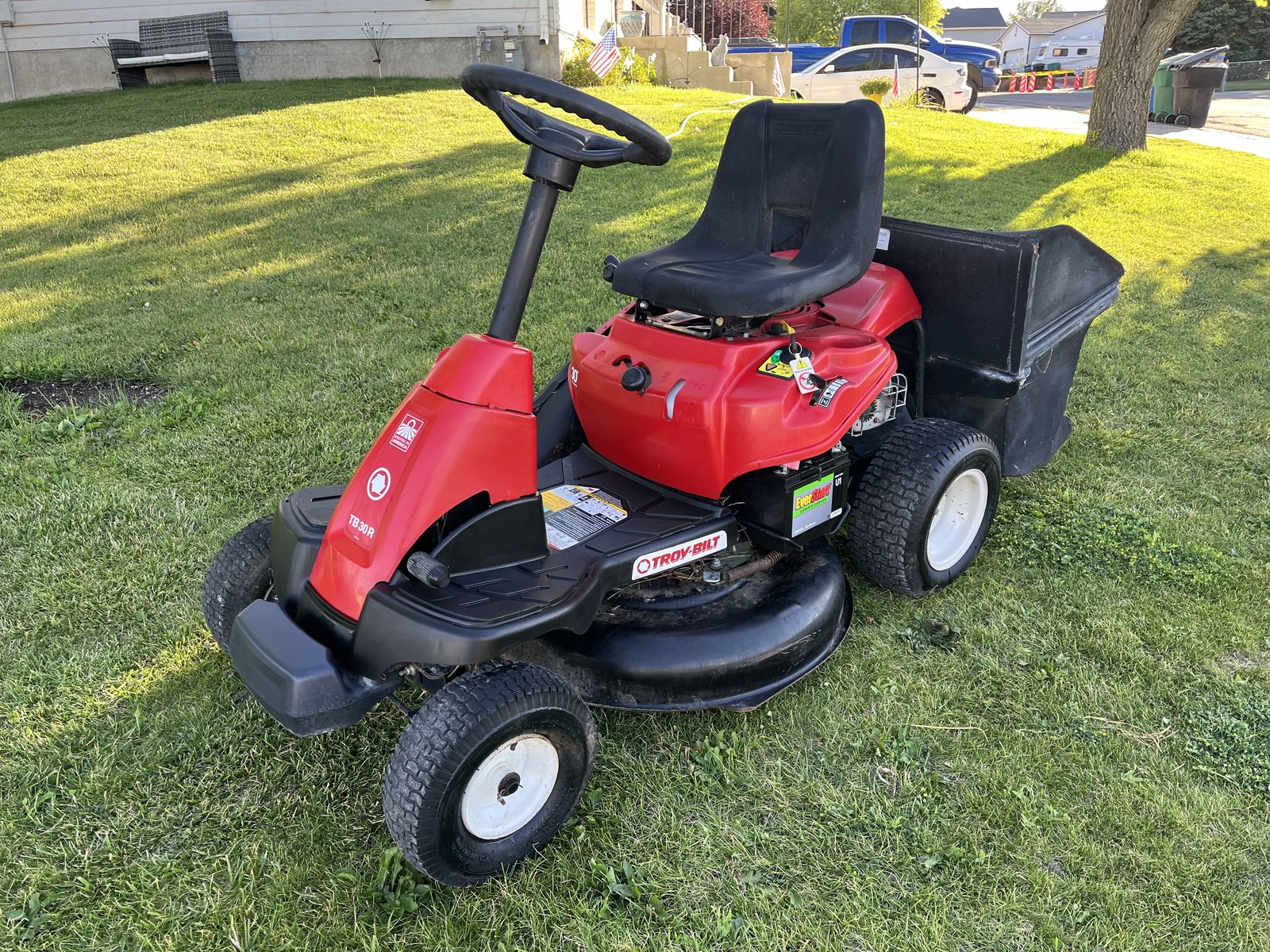 Troy Bilt TB30 Riding Lawnmower