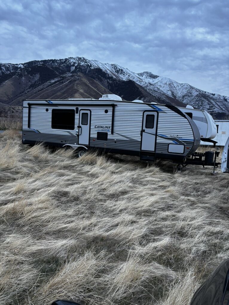 2021 Catalina Toy Hauler - 30 Ft