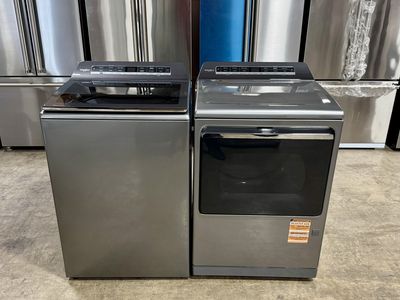 WHIRLPOOL WASHER AND DRYER SET WITH ONE YEAR WARRANTY