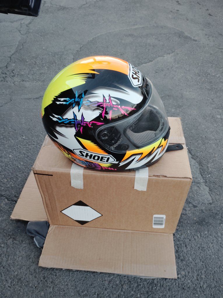 Shoei Elite Series Full-Face Motorcycle Helmet - Snell Approved, DOT Certified, Yellow/Black Multi-Graphic