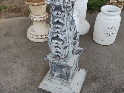 Yard Decor, Statue