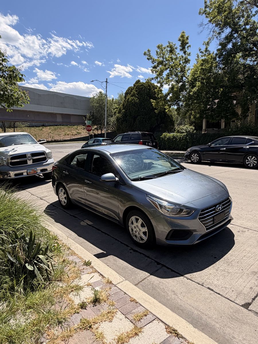2019 Hyundai Accent SE