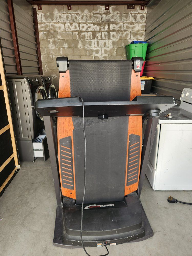 Healthrider S200xi Treadmill - Used Fitness Equipment