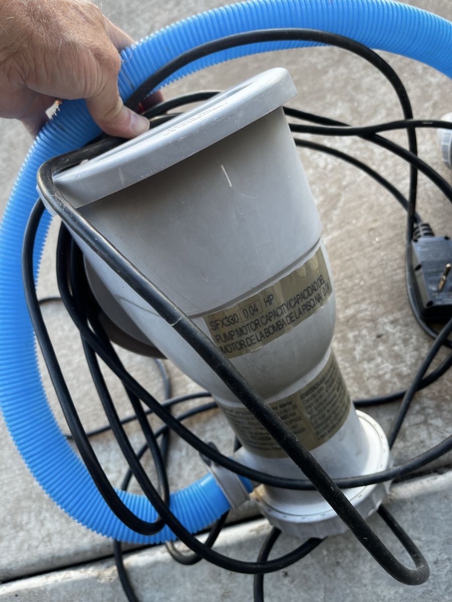 Unbranded SFX330 0.04 HP Pool Pump Motor with Hose and Accessories