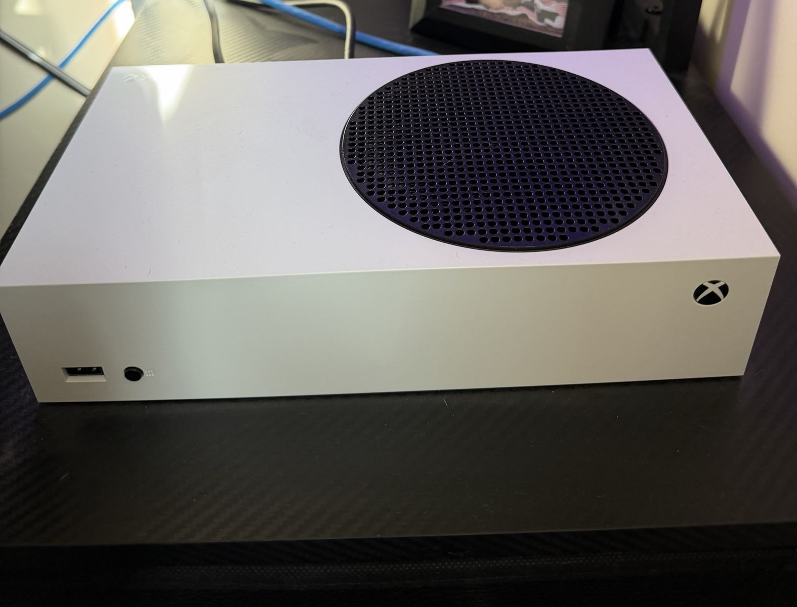 Xbox Series S512 Gb 32 Inch Monitor 120 Hearts