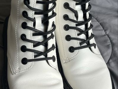 Dr. Martens Luana white combat boots US 8L