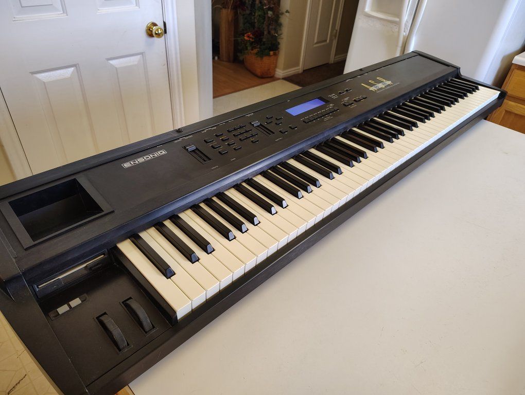 Ensoniq ASR-88 Fully Expanded Sampler/Workstation