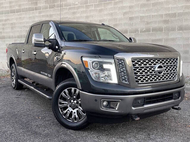 2017 Nissan Titan XD Platinum Reserve