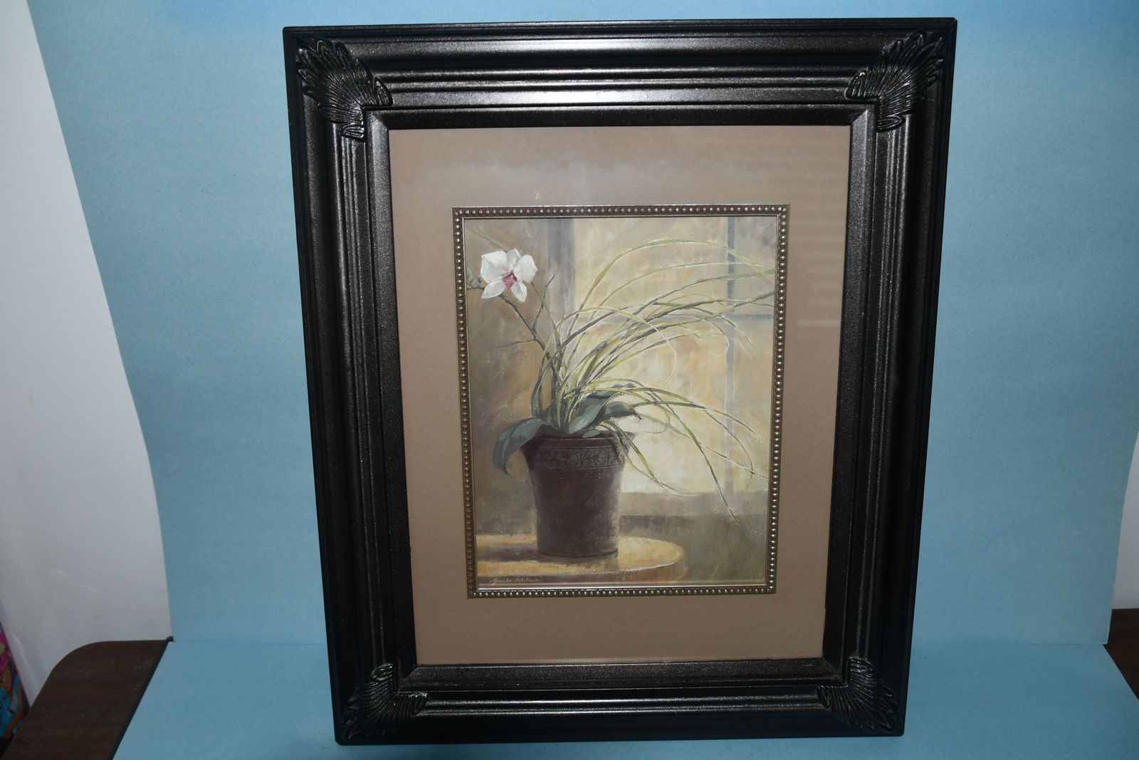 BEAUTIFUL BRUSHED BRONZE PICTURE FRAME ~ 15" x 18" ~ HOLDS 8" x 10" PICTURE ~ PRETTY DETAIL ~ $5