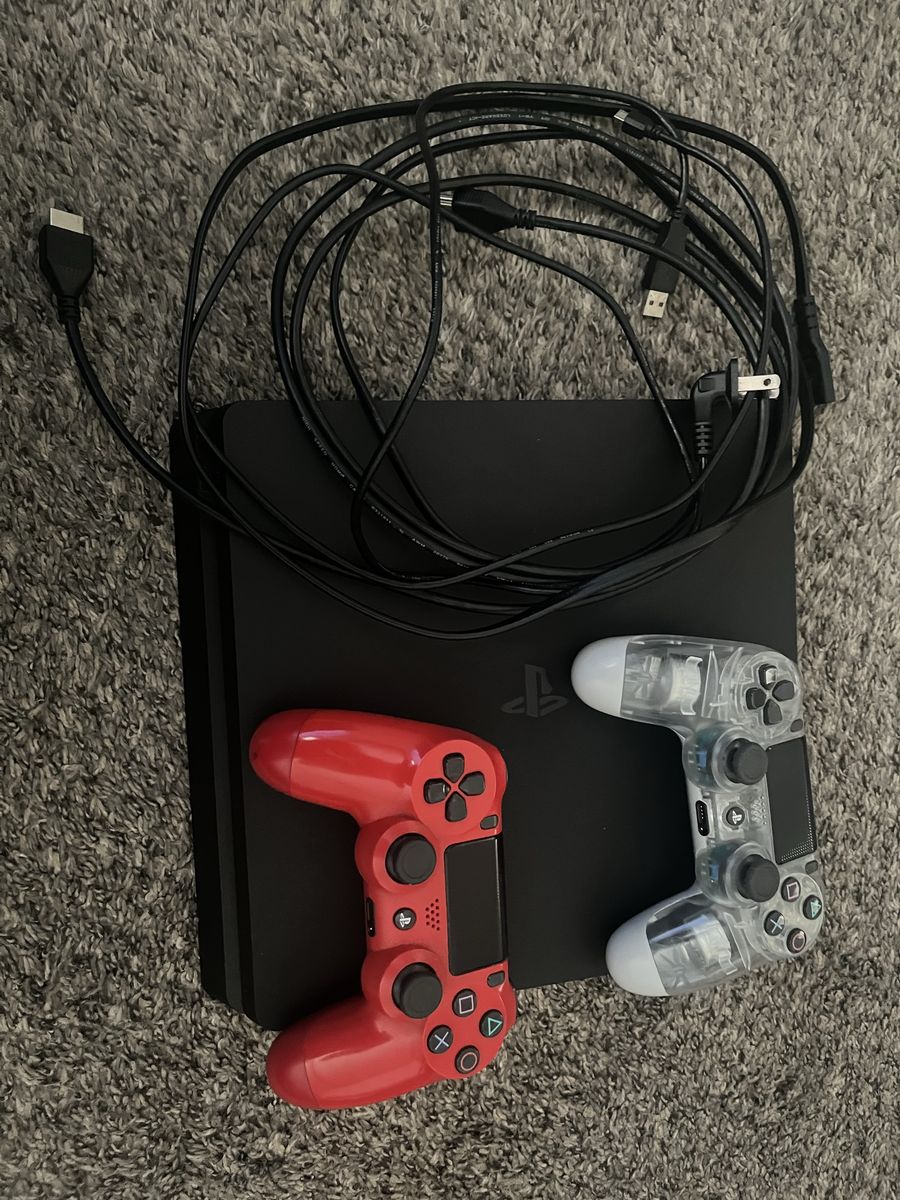 PlayStation 4 500GB