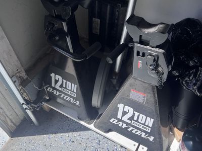 Jack stands