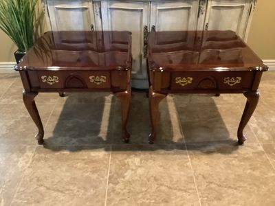 Beautiful Queen Anne Style Tables