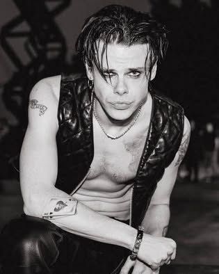 (3) tickets for Yungblud at Planet Hollywood in Las Vegas 5-19-26