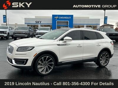 2019 Lincoln Nautilus Reserve