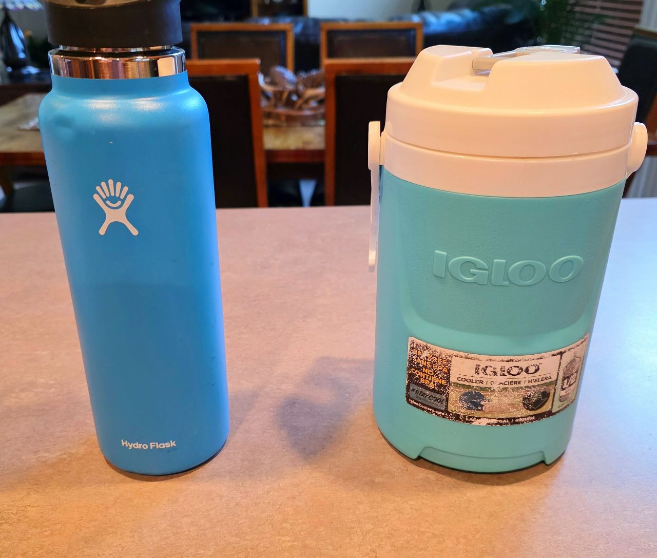 2 Super nice outdoor jugs both for a great price of $8