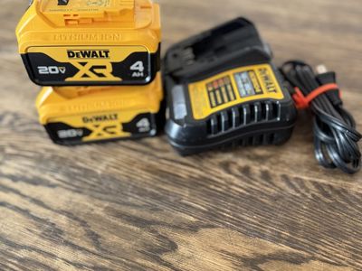 DEWALT 20V MAX XR 4.0Ah Lithium-Ion Battery (x2) & DEWALT 12V/20V MAX Lithium Ion Charger (Model DCB1104)