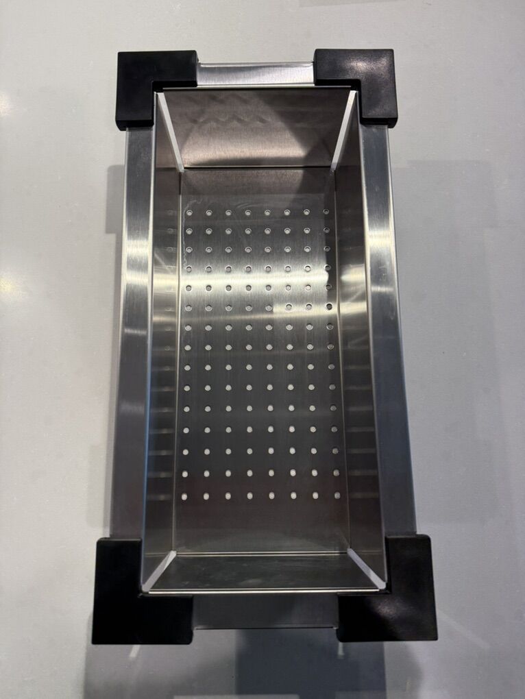 Ruvati Sink Colander 17