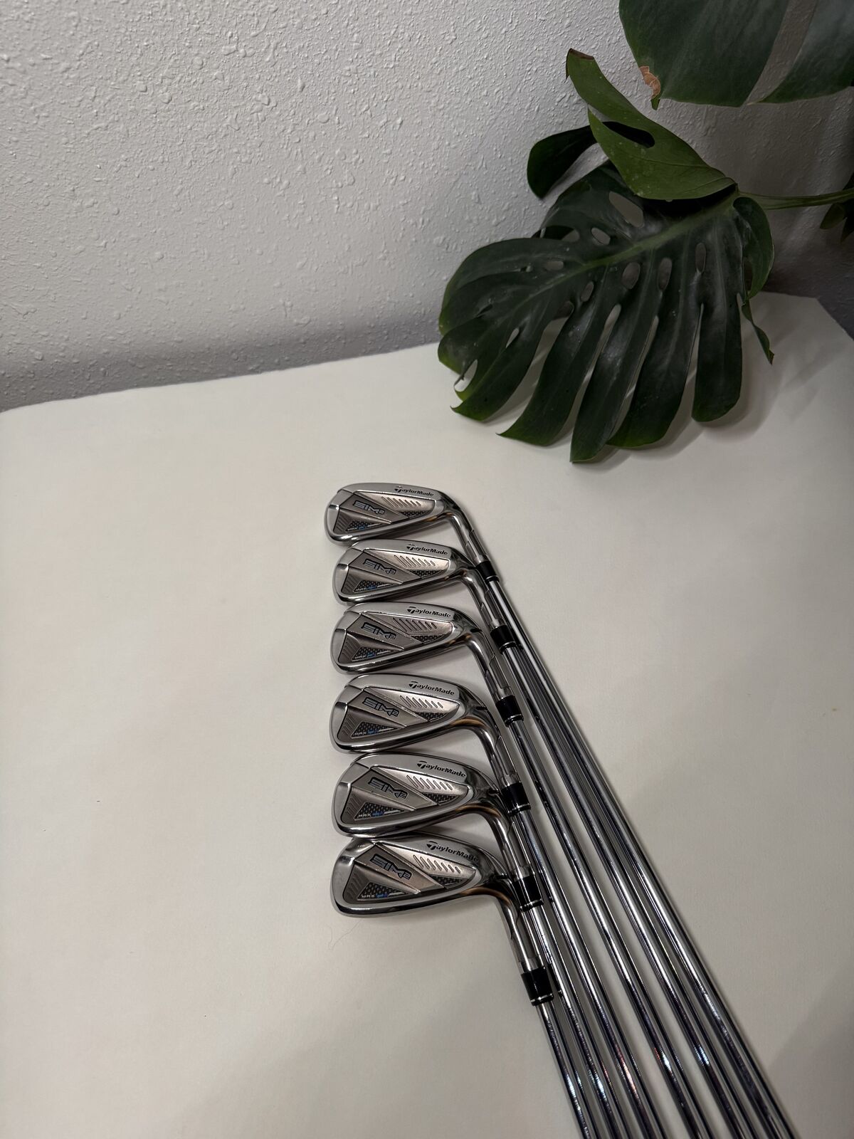 TaylorMade SIM2 Max Irons 5-PW Stiff Project X 5.5 RH