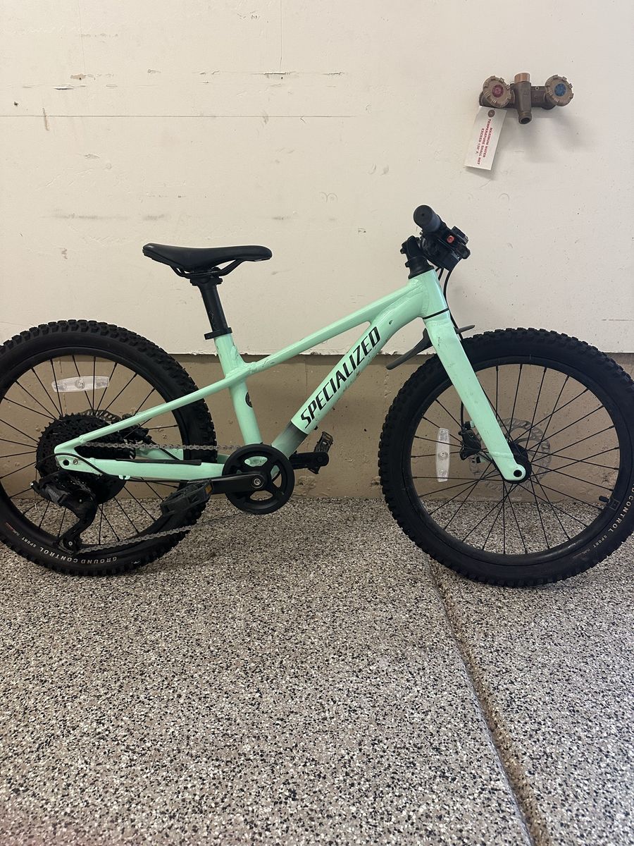Specialized Riprock Kids Mountain Bike - Mint Green