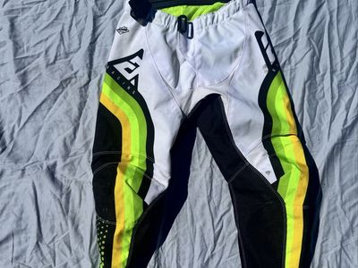 Answer Racing Syncron Motocross Pants Youth 26 White/Neon Yellow/Black Durable Off-Road Gear - $40