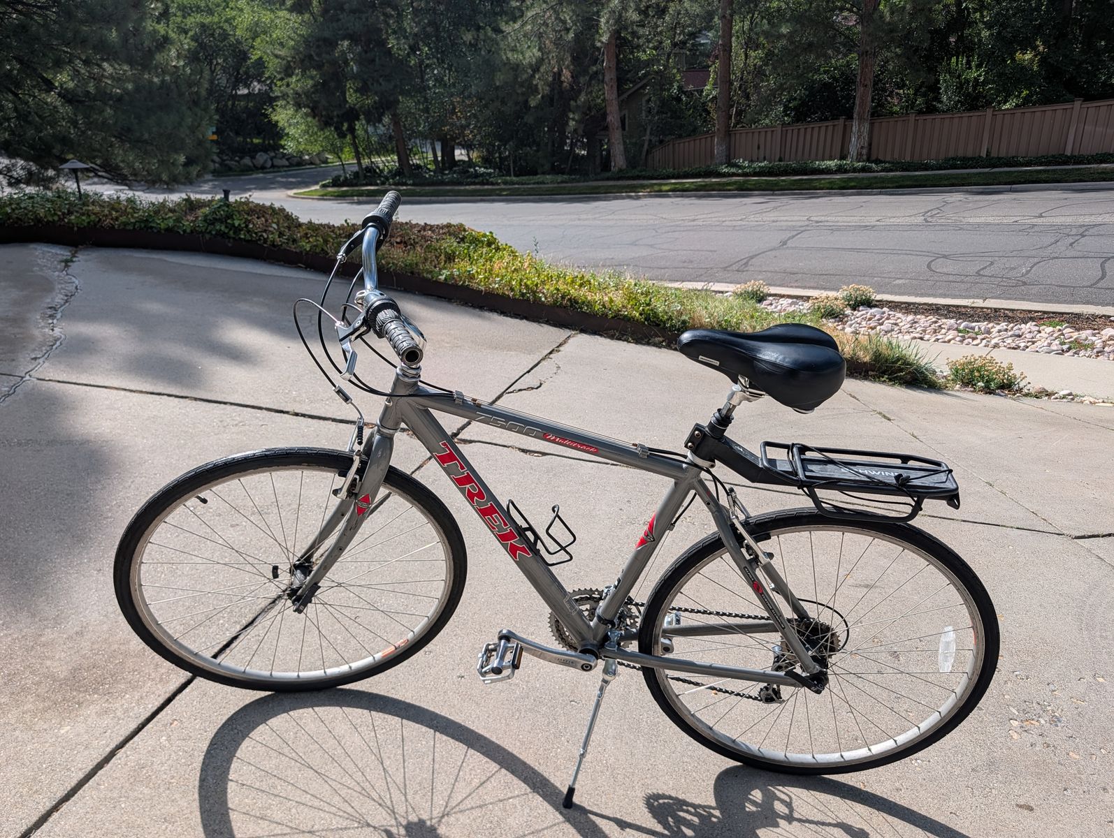 Trek Multitrack 7500 Road Bicycle