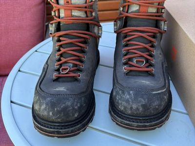 Simms G3 wading boots - Vibram sole. Size 11