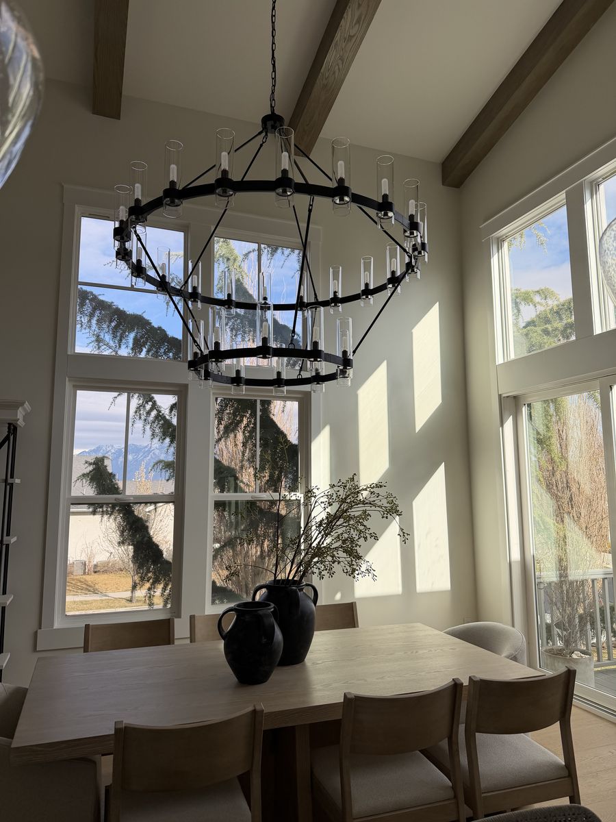 Wagon wheel chandelier