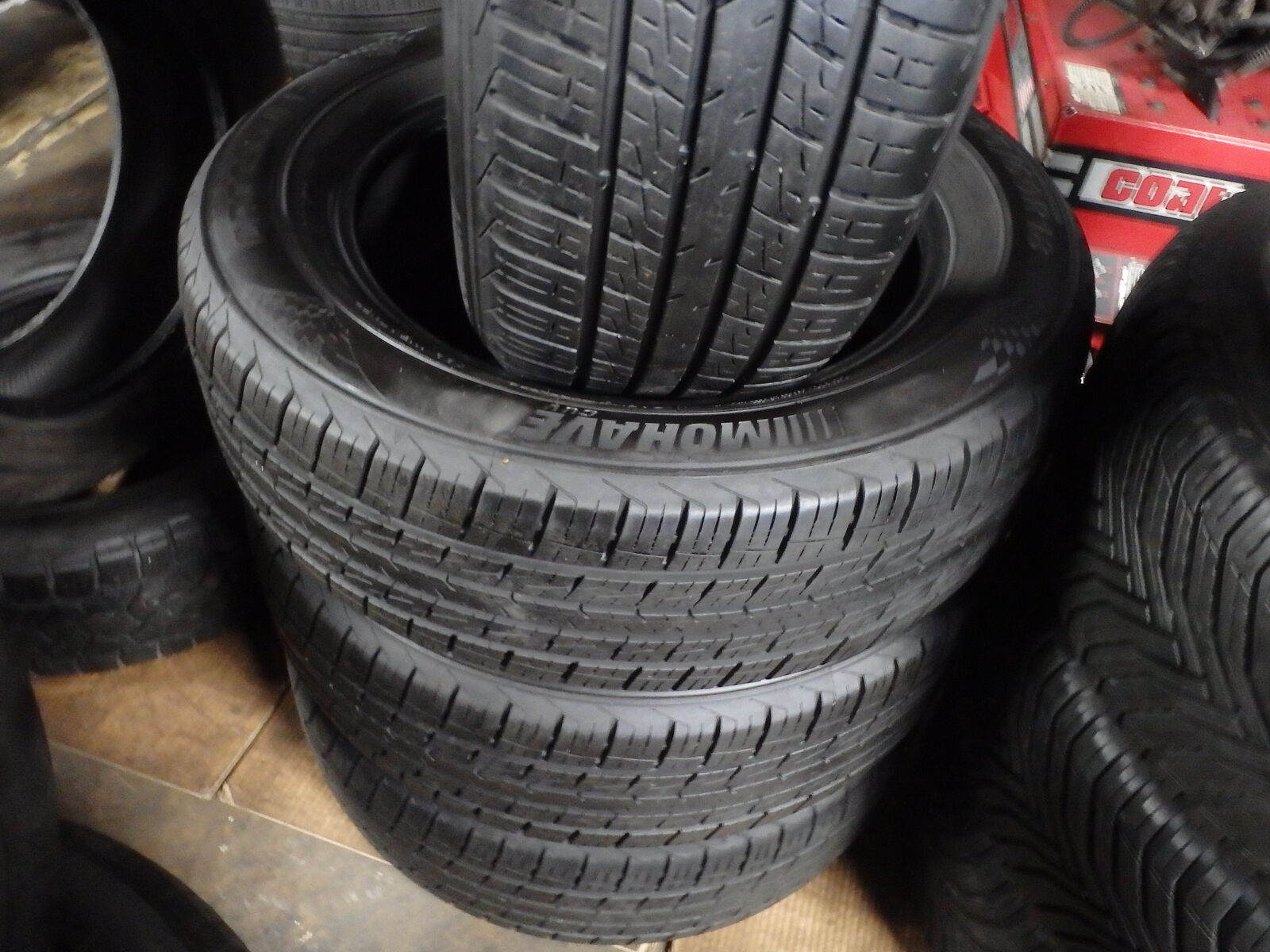 225/60R18 MOHAVE CROSSOVER SET OF USED TIRES