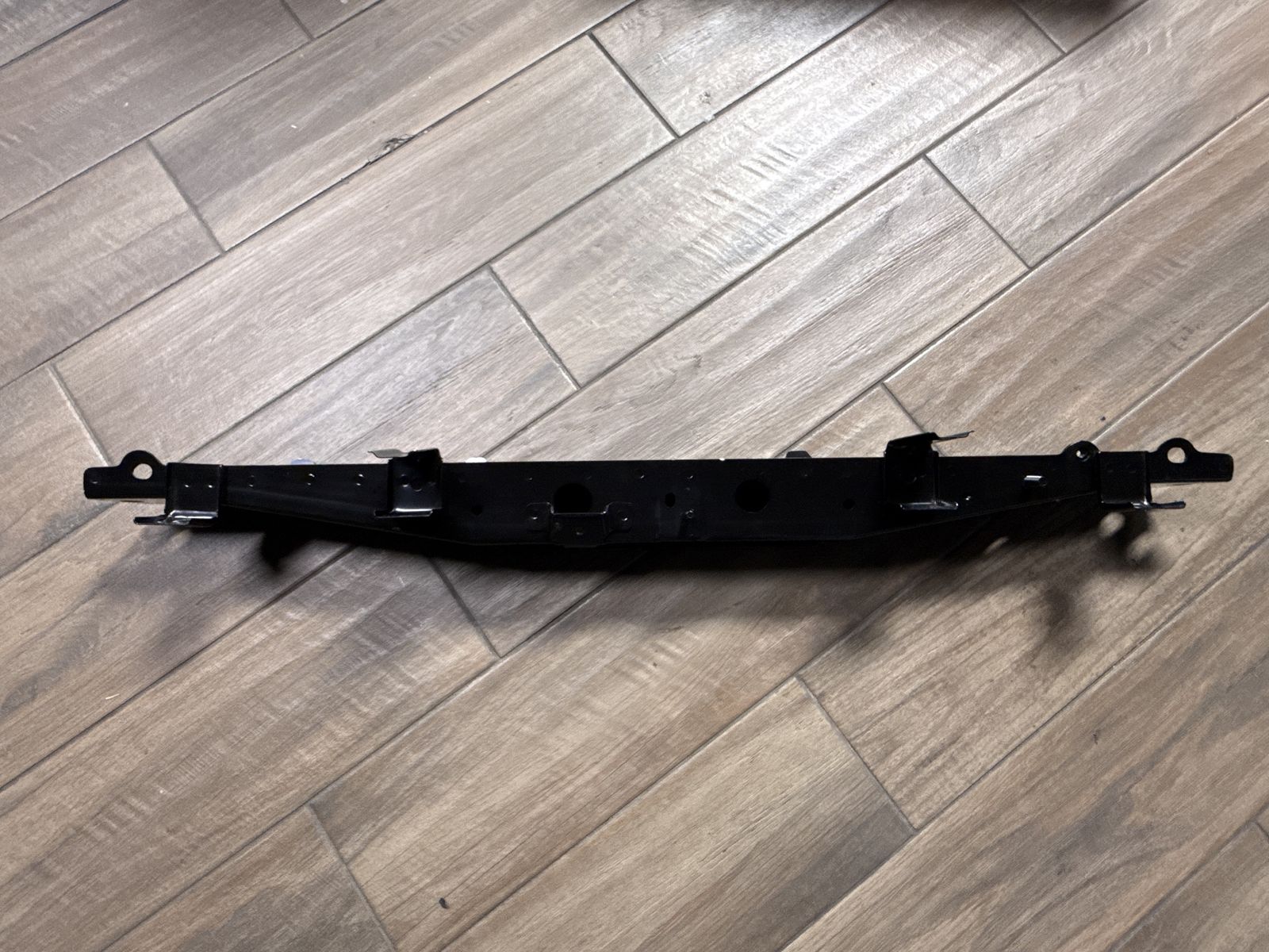 Main image 5