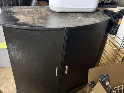 Fish tank stand