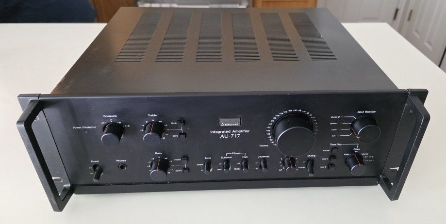 Sansui AU-717 and TU-717 tuner