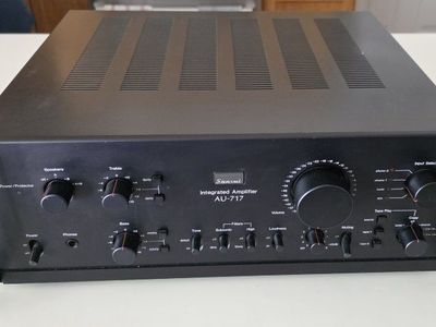 Sansui AU-717 and TU-717 tuner