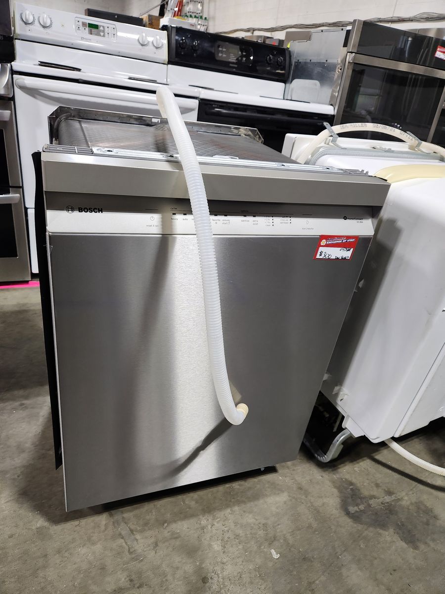 BEAUTIFUL BOSCH STAINLESS STEEL DISHWASHER! W-WARRANTY