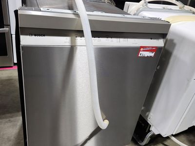 BEAUTIFUL BOSCH STAINLESS STEEL DISHWASHER! W-WARRANTY