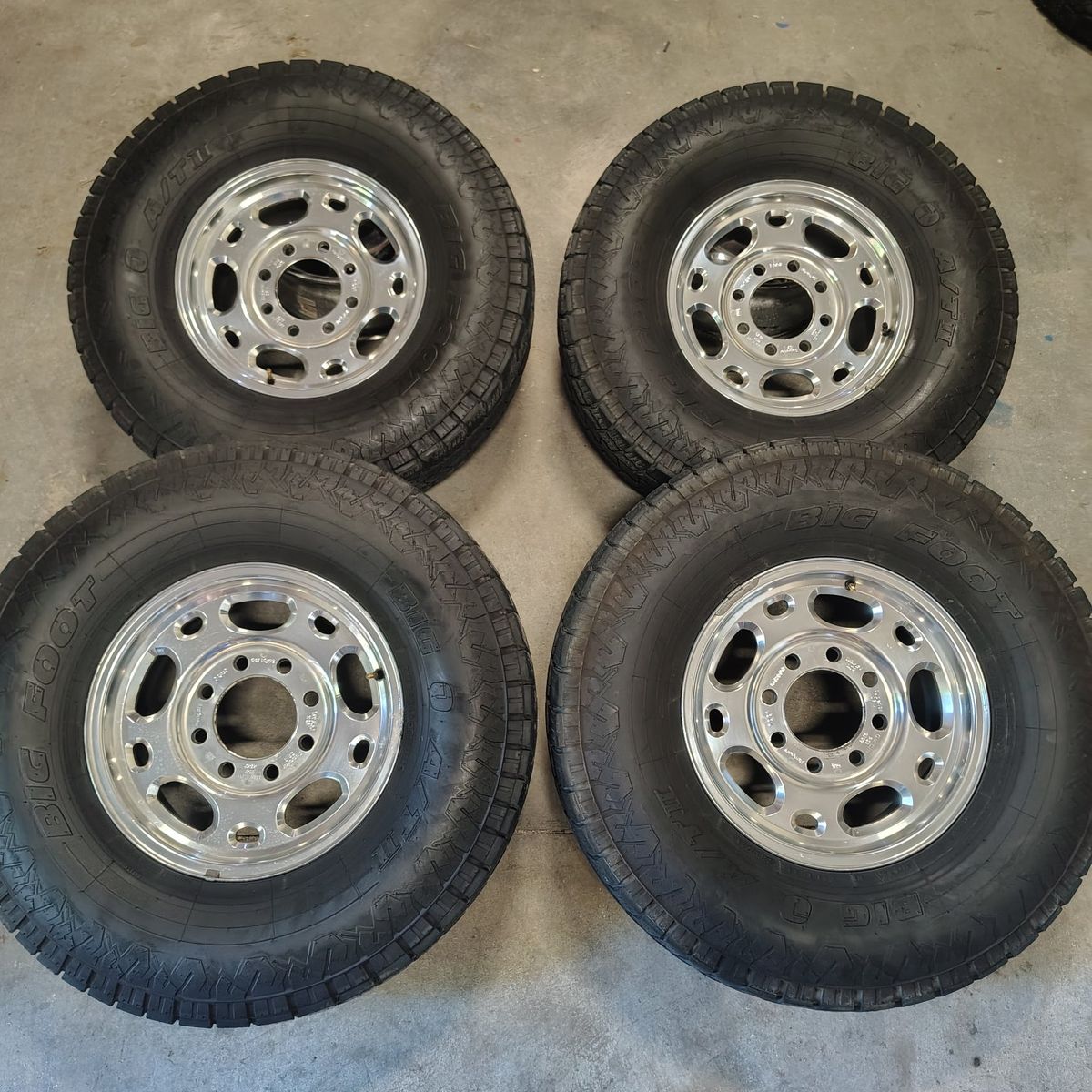 285/75R16 GM PYO stocks