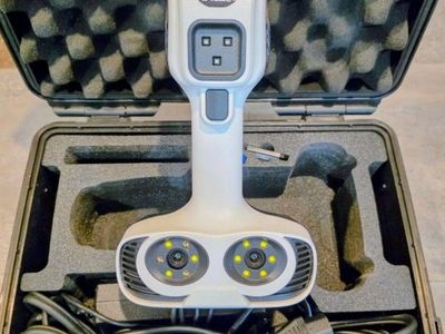 Scantech iReal 2E Color 3D Body Scanner Unit