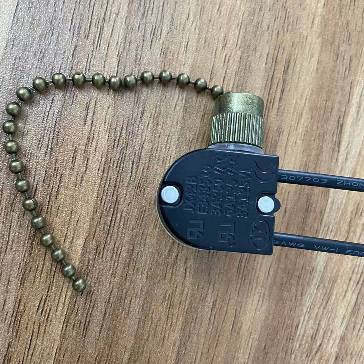 Ceiling Fan Light Switch On/Off With Pull Chain