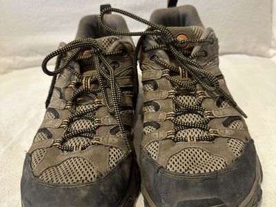 Merrell walnut men’s size 12 mesh/leather hiking shoe