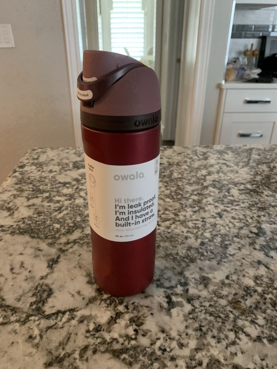 Owala 24 oz Water Bottle