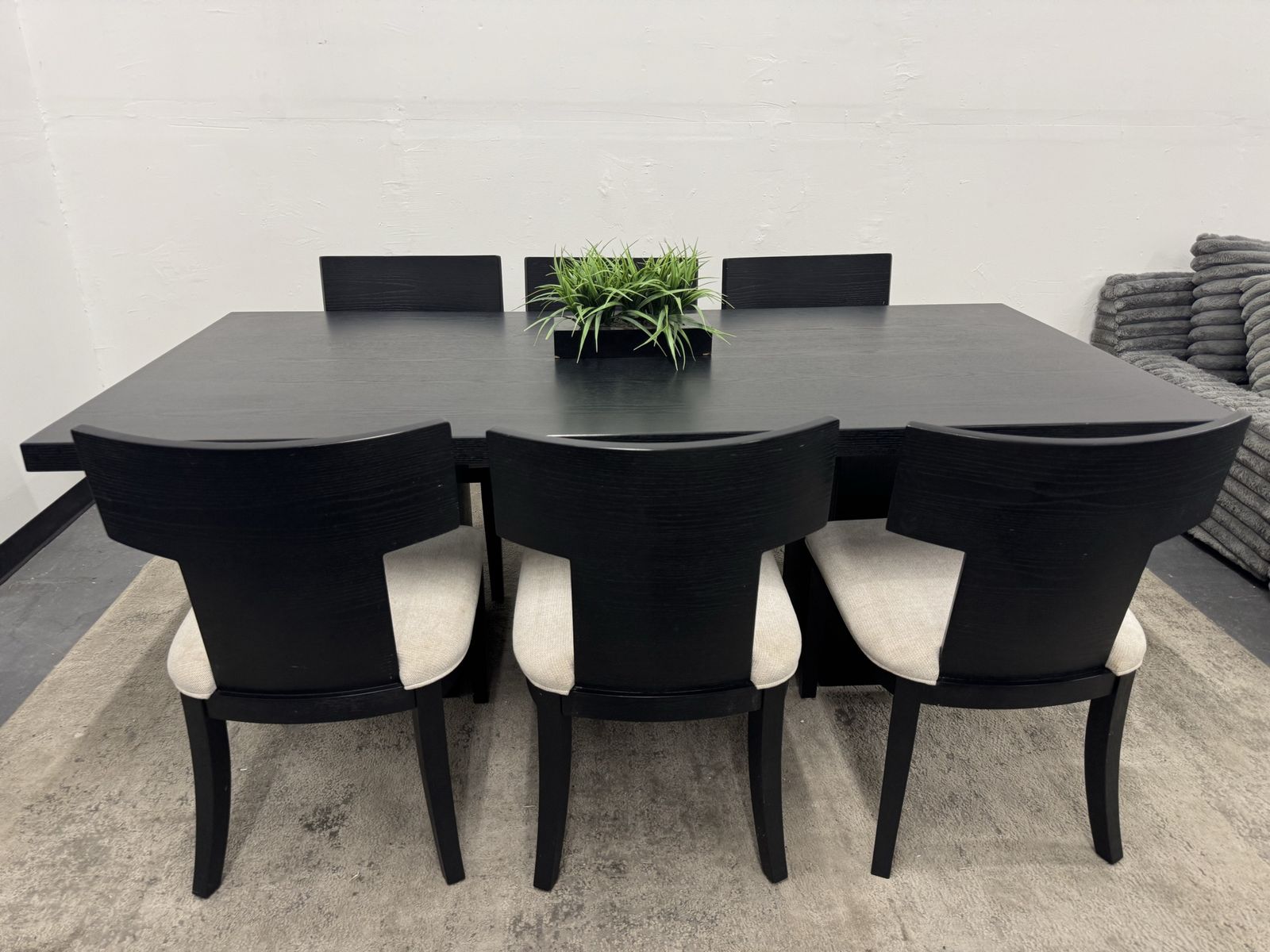 COSTCO 7-PIECE DINING TABLE SET