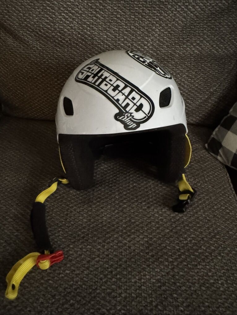 Youth Ski/Snowboard Helmet