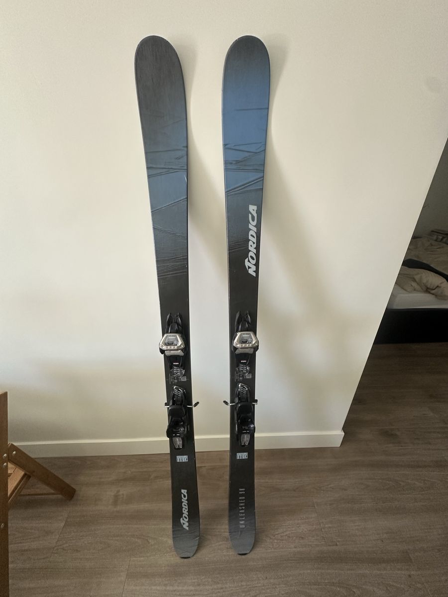 Nordica Unleashed 98 Demo Ski With Bindings